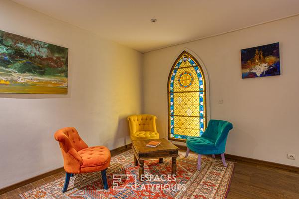 Mas du XVIe siècle et gîtes dans un écrin vert près d’Avignon