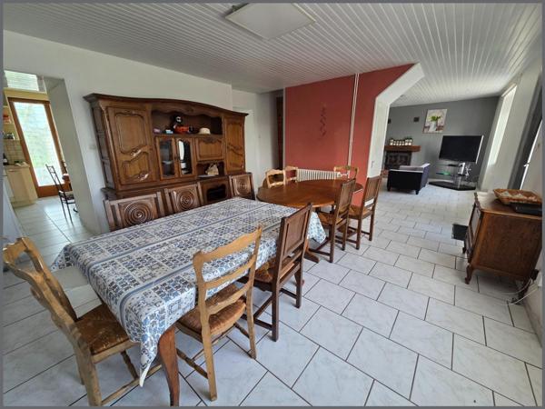 Maison à POMMERIT-JAUDY, 22450 - 6 pièces 105m²