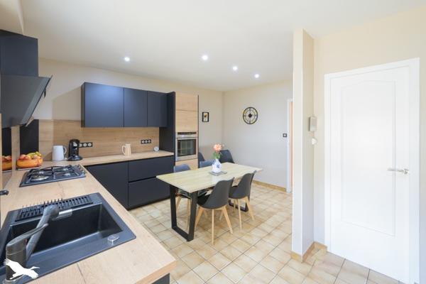 Maison à vendre 478 400 € Biganos 6 p 156 m² DPE D