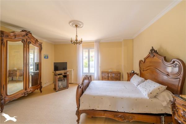 Maison à vendre 478 400 € Biganos 6 p 156 m² DPE D