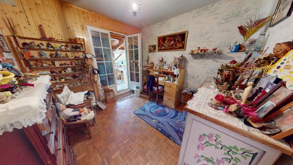 Maison 107 m² avec combles aménageables sur 1500 m² de terrain ? Ambronay