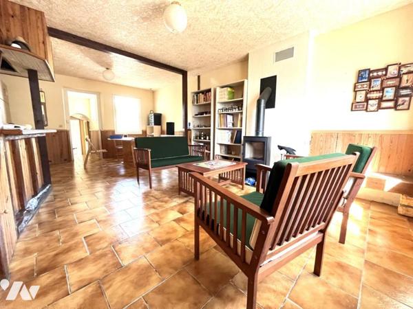 MAISON AVEC 2 CHAMBRES