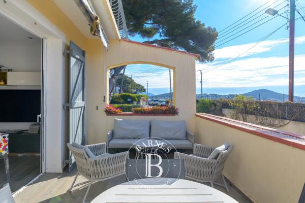 Sanary-sur-Mer, Maison 5 Chambres -  135 m² à vendre