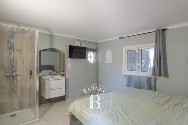 Sanary-sur-Mer, Maison 5 Chambres -  135 m² à vendre