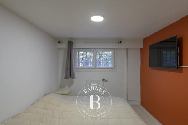 Sanary-sur-Mer, Maison 5 Chambres -  135 m² à vendre