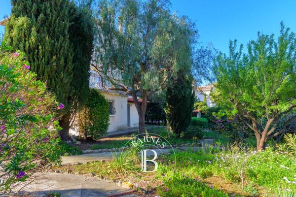 Sanary-sur-Mer, Maison 5 Chambres -  135 m² à vendre