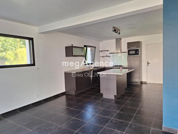 Maison à CHATELAUDREN PLOUAGAT, 22170 - 5 pièces 130m²