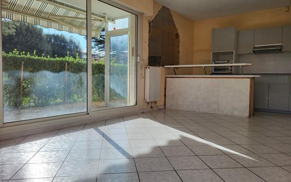 Appartement à vendre    3 pièces • 57,98 m2 Biarritz