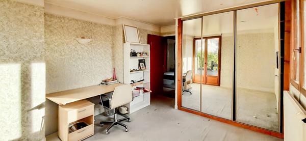 Maison familiale à vendre ANTONY (92), espaces généreux, verdure, calme, tout à pied