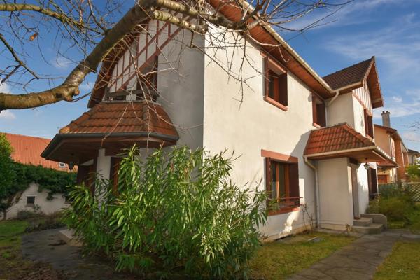 Maison familiale à vendre ANTONY (92), espaces généreux, verdure, calme, tout à pied
