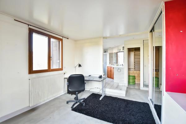 Maison familiale à vendre ANTONY (92), espaces généreux, verdure, calme, tout à pied