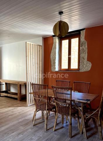 T3 : Maison de village en pierre entièrement rénovée, 85 m2, 2 chambres, à 15 km de Fleurance / Lectoure / Condom (32)