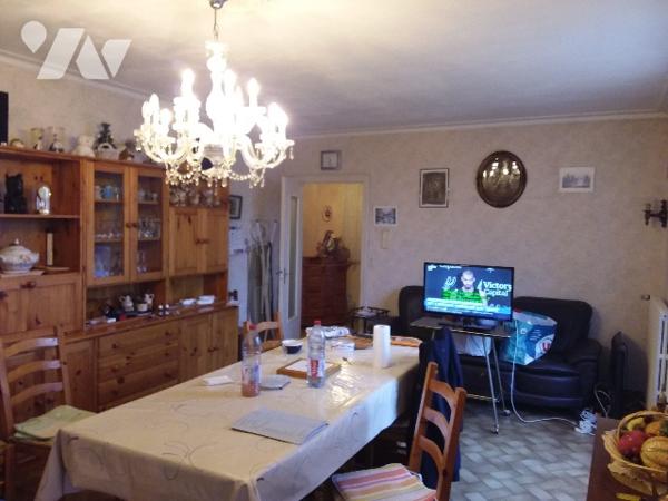 PAVILLON DE CONSTRUCTION ARTISANALE DE 158 M² HABITABLES, 6 CHAMBRES