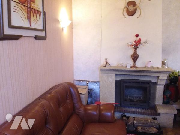 PAVILLON DE CONSTRUCTION ARTISANALE DE 158 M² HABITABLES, 6 CHAMBRES