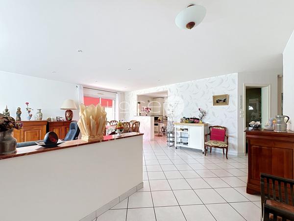 Maison 5 pièce(s) 3 chambre(s) 107.17 m²