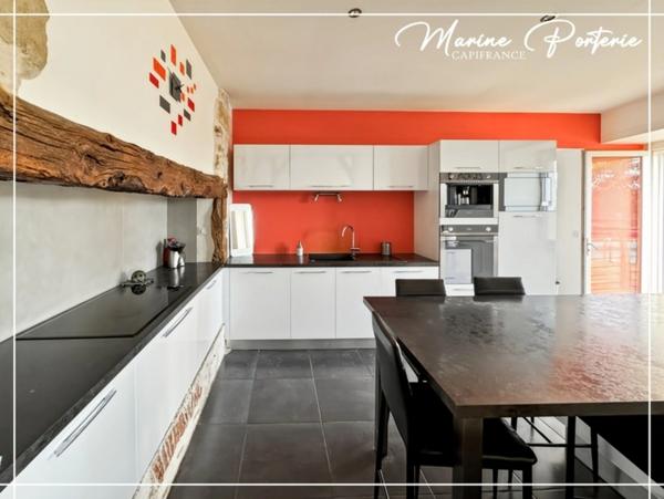 Maison en pierre restaurée à vendre 7 pièces proche de FLEURANCE (32)