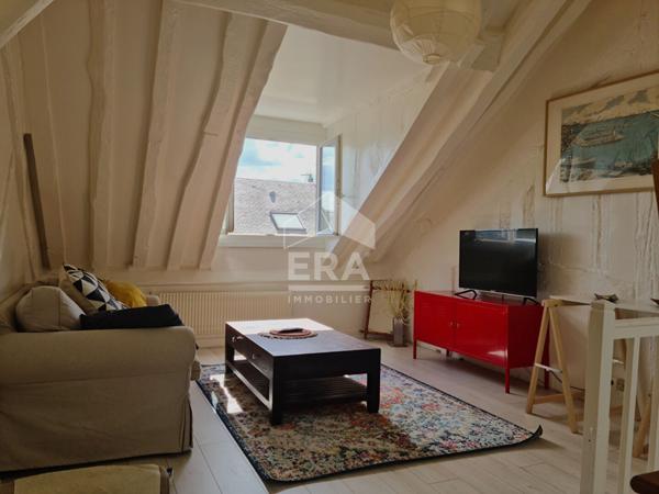 Charmant F2 meublé Rouen droite