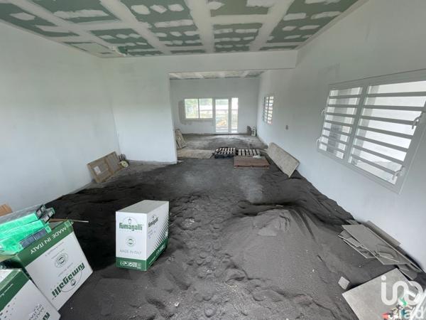 Location boutique/local commercial 67 m² Morne-à-l'Eau