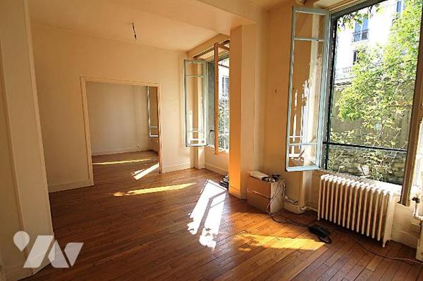 Dans le 16 éme arrondissement, en plein c?ur du quartier Passy, à 10 min du bord de seine,  app...