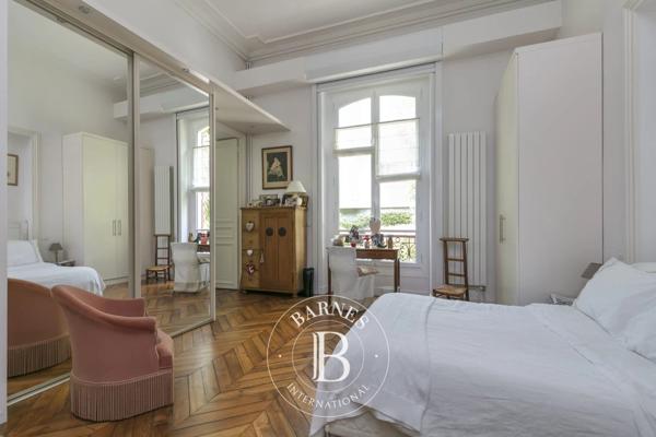 Saint-Germain-en-Laye, Appartement 2 Chambres -  148 m² à vendre