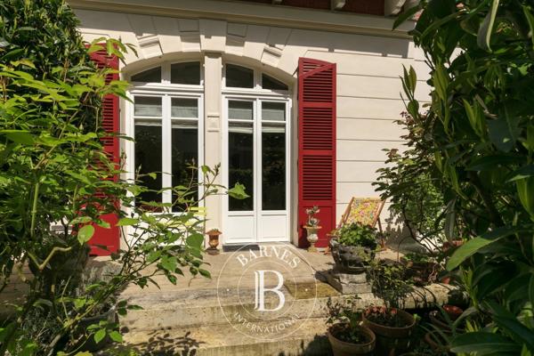 Saint-Germain-en-Laye, Appartement 2 Chambres -  148 m² à vendre