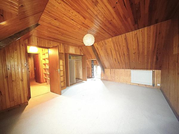 Maison à CRUGUEL, 56420 - 6 pièces 162m²