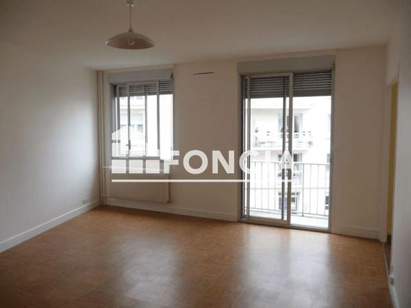 Location Studio 35.4 m² - 20 RUE GAMBETTA Tours 37000