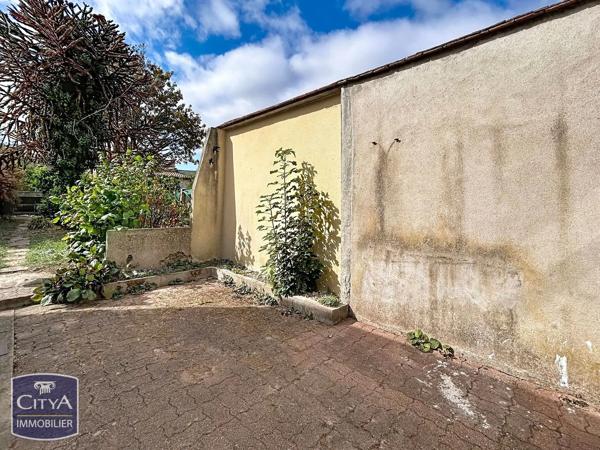 Maison à vendre 6 pièces 157m² Châteauroux (36000)