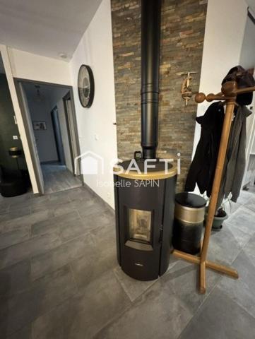3 chambres, grand garage, terrain clos