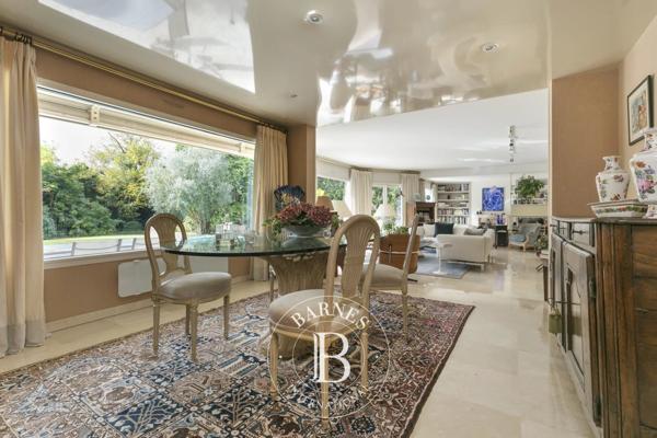 Soisy-sur-Seine, Maison 5 Chambres -  254 m² à vendre