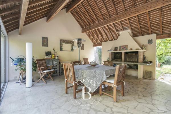 Soisy-sur-Seine, Maison 5 Chambres -  254 m² à vendre