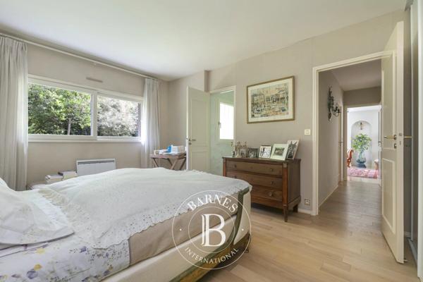Soisy-sur-Seine, Maison 5 Chambres -  254 m² à vendre