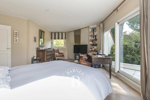 Soisy-sur-Seine, Maison 5 Chambres -  254 m² à vendre