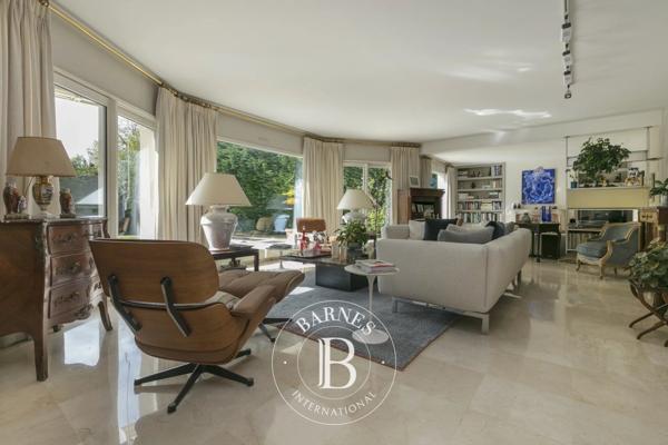 Soisy-sur-Seine, Maison 5 Chambres -  254 m² à vendre
