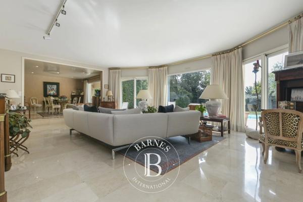 Soisy-sur-Seine, Maison 5 Chambres -  254 m² à vendre