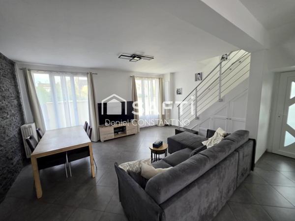 Maison Individuelle sur 394 m² de Terrain