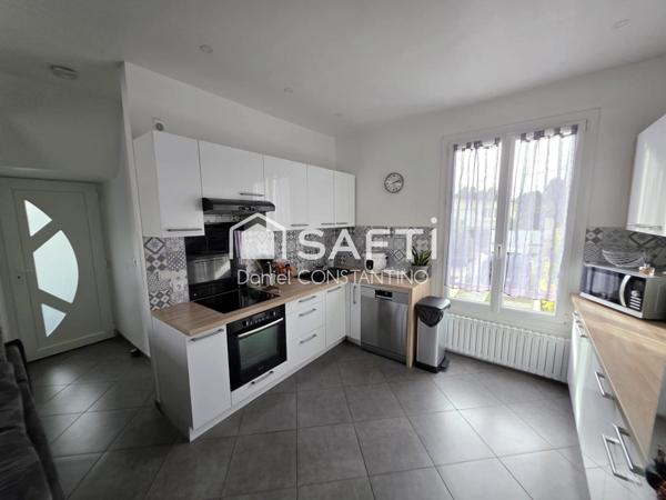 Maison Individuelle sur 394 m² de Terrain