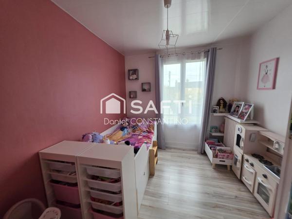 Maison Individuelle sur 394 m² de Terrain