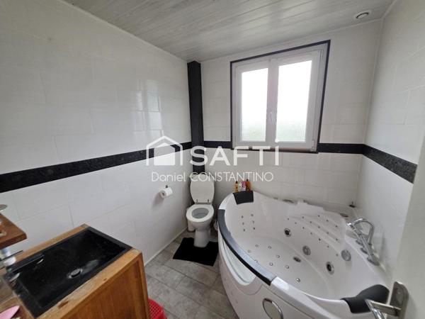 Maison Individuelle sur 394 m² de Terrain