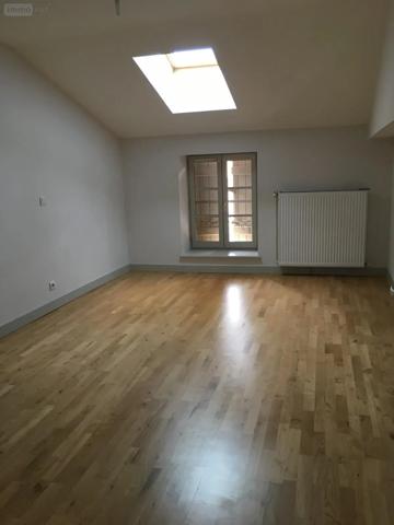Location - Appartement Cluny 71250 45 m 2