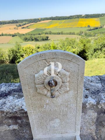 Saint-Clar (32380) Maison de village avec deuxième logement et vue imprenable