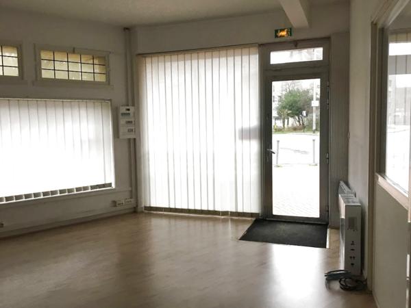 Local commercial 66 m²