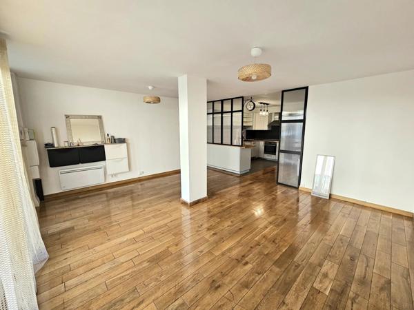Appartement à AUBERVILLIERS, 93300 - 3 pièces 71m²