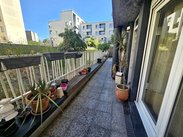 Appartement à AUBERVILLIERS, 93300 - 3 pièces 71m²