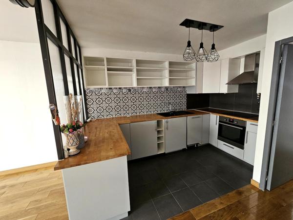 Appartement à AUBERVILLIERS, 93300 - 3 pièces 71m²