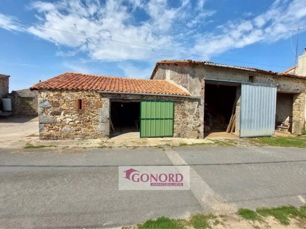 GRANGE A RENOVER DANS UN HAMEAU