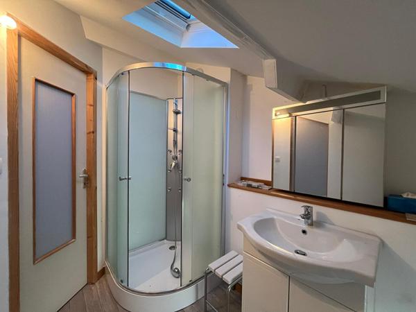 Grande maison de 173m² avec 5 chambres à proximité de St-Sulpice la Pointe !