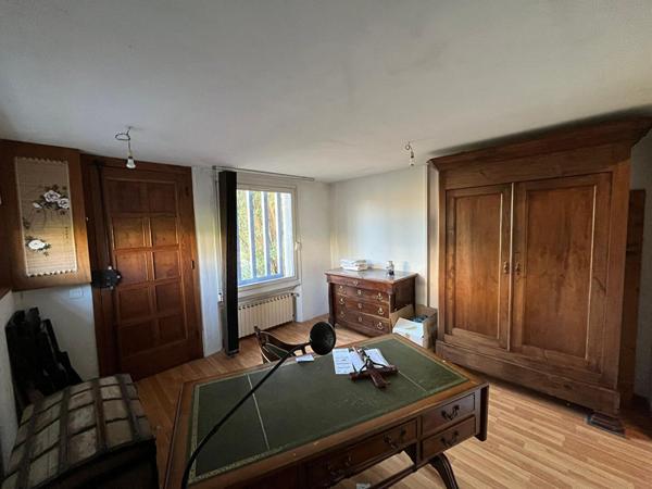 Grande maison de 173m² avec 5 chambres à proximité de St-Sulpice la Pointe !