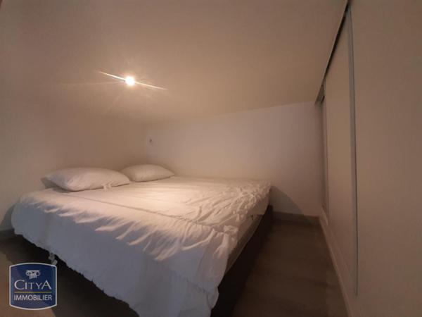 Appartement à louer 1 pièce 21.88m² Saint-Étienne (42000)