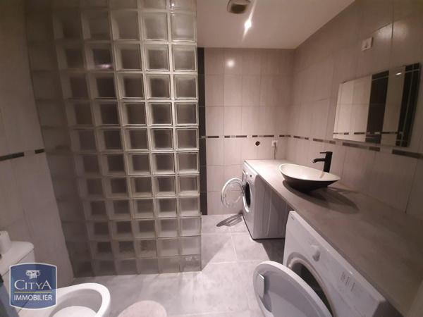 Appartement à louer 1 pièce 21.88m² Saint-Étienne (42000)
